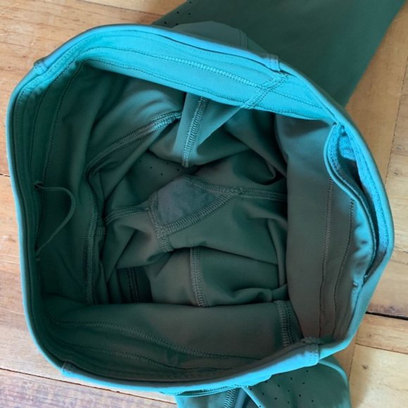 Lululemon Uncovered Strength Leggings 23" - Algae - Picture 9 of 13